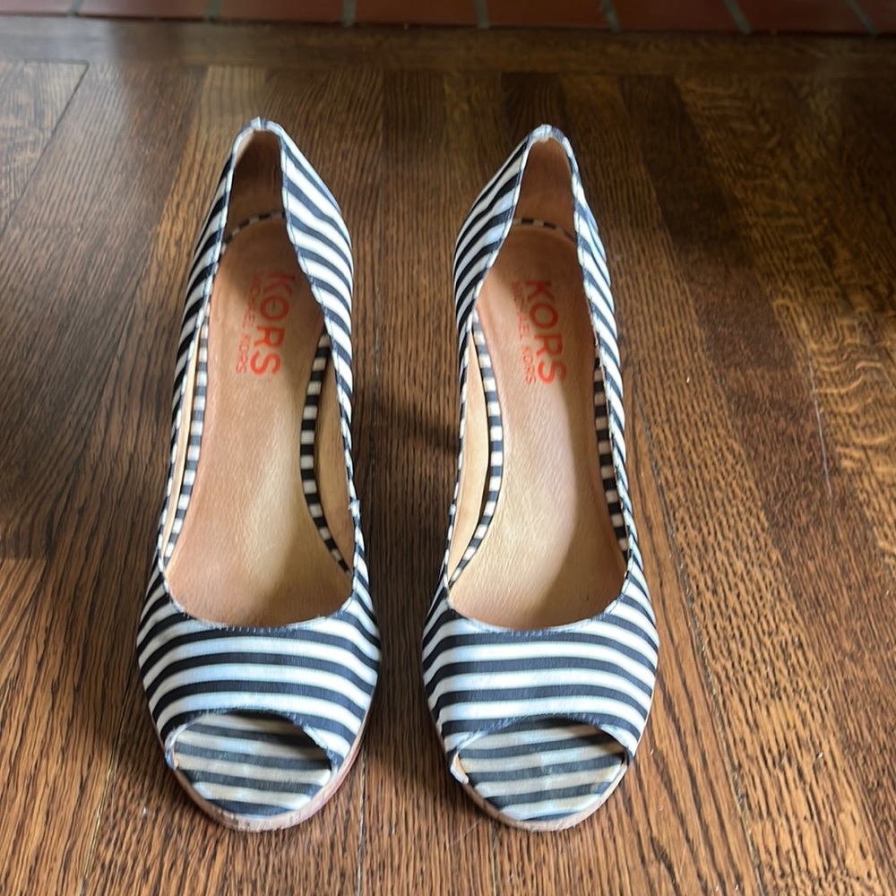 Michael Kors Open Toe Black and White Slip On Heels